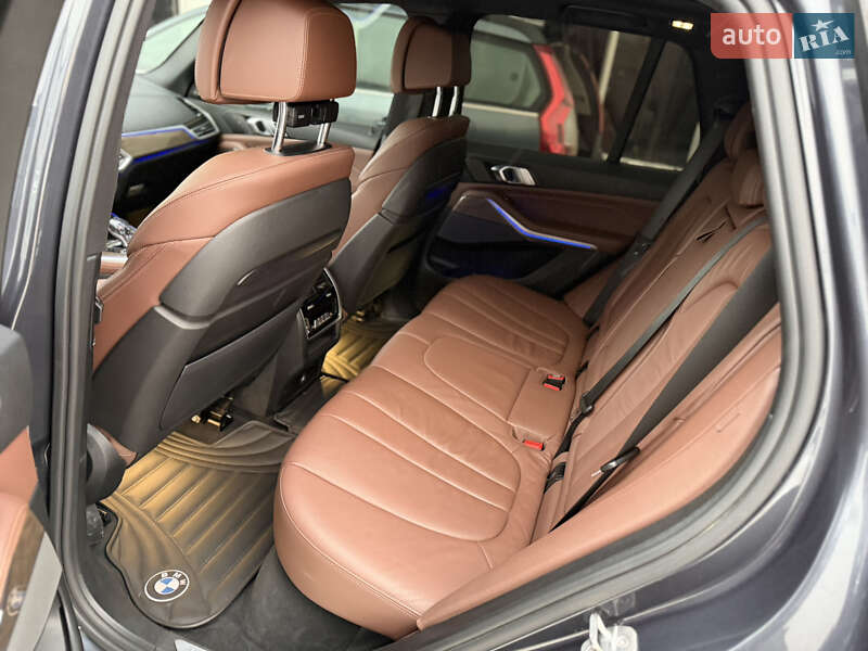 Внедорожник / Кроссовер BMW X5 2019 в Львове