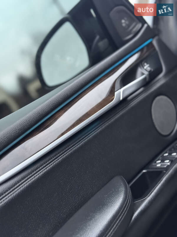 Внедорожник / Кроссовер BMW X5 2014 в Межгорье