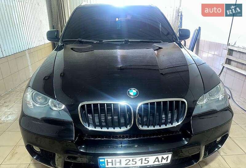 Внедорожник / Кроссовер BMW X5 2011 в Одессе