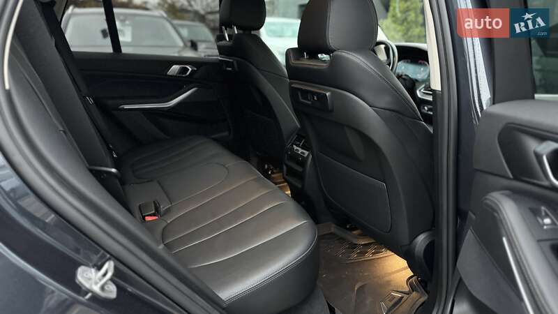 Внедорожник / Кроссовер BMW X5 2022 в Киеве