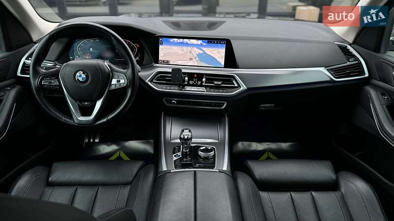 Внедорожник / Кроссовер BMW X5 2022 в Киеве