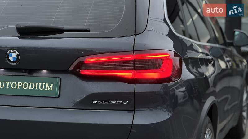 Внедорожник / Кроссовер BMW X5 2022 в Киеве