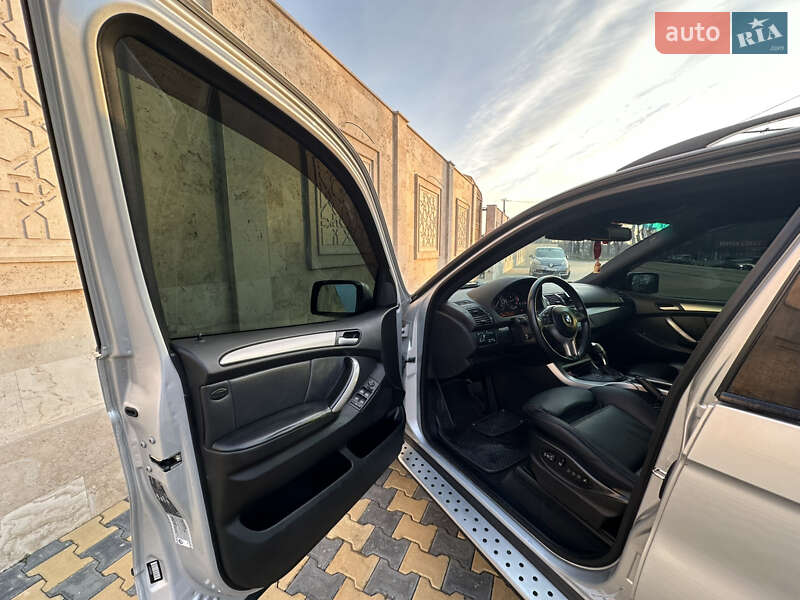 Внедорожник / Кроссовер BMW X5 2003 в Одессе