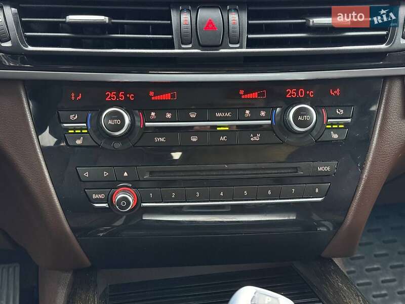 Внедорожник / Кроссовер BMW X5 2015 в Киеве фото 22 Внедорожник / Кроссовер BMW X5 2015 в Киеве