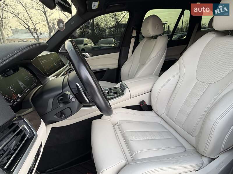 Внедорожник / Кроссовер BMW X5 2022 в Харькове