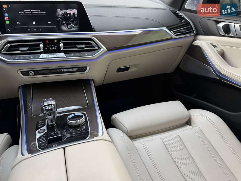 Внедорожник / Кроссовер BMW X5 2022 в Харькове