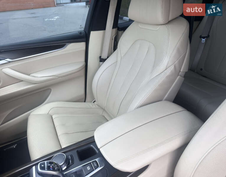 Внедорожник / Кроссовер BMW X5 2016 в Киеве