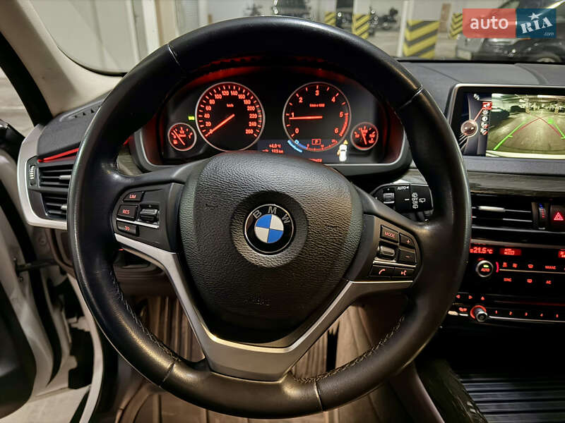 Внедорожник / Кроссовер BMW X5 2015 в Днепре