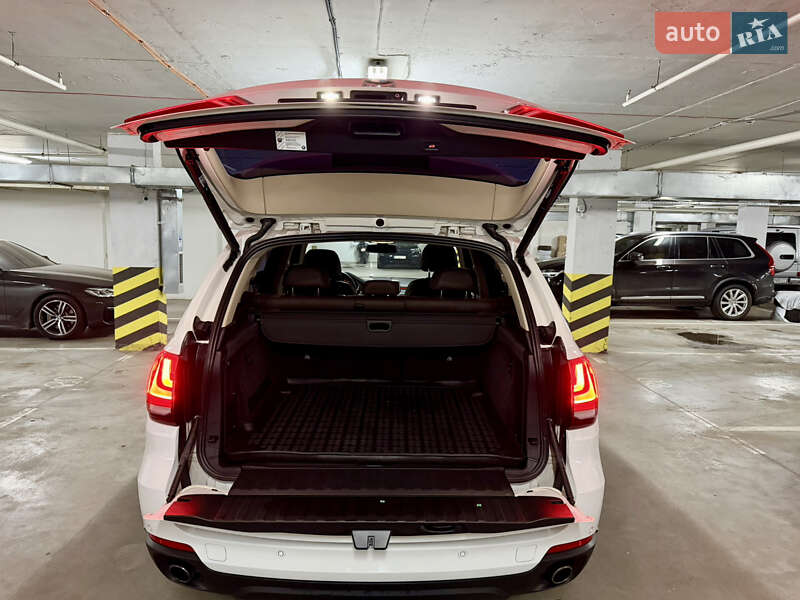 Внедорожник / Кроссовер BMW X5 2015 в Днепре
