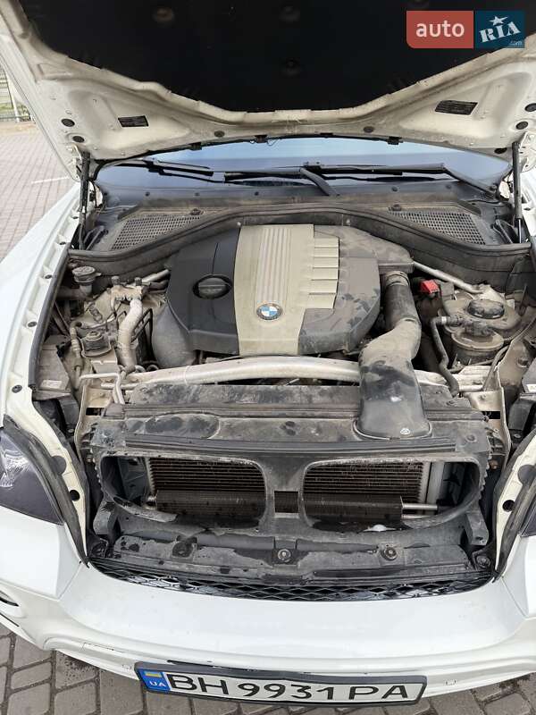 Внедорожник / Кроссовер BMW X5 2011 в Одессе