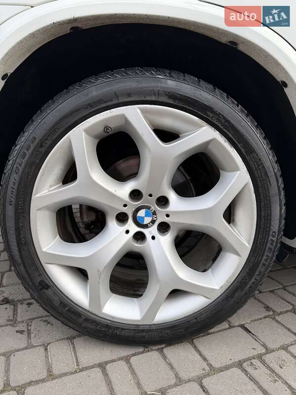 Внедорожник / Кроссовер BMW X5 2011 в Одессе