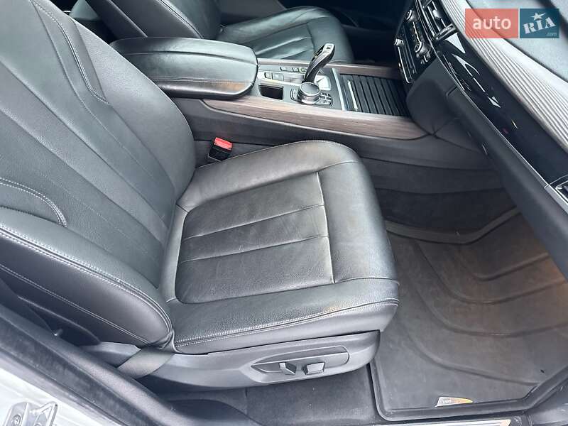 Внедорожник / Кроссовер BMW X5 2018 в Киеве