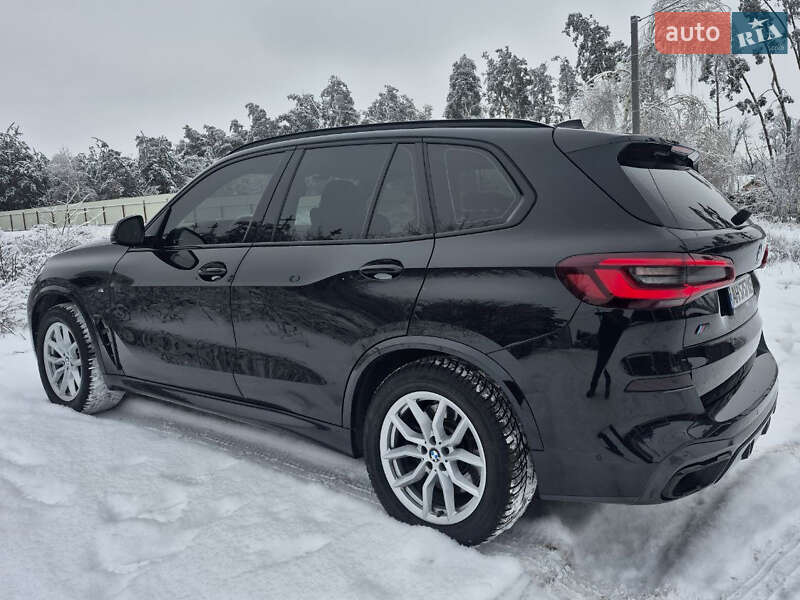 Внедорожник / Кроссовер BMW X5 2020 в Киеве