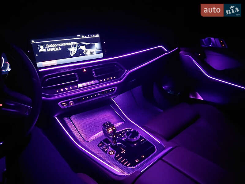 Внедорожник / Кроссовер BMW X5 2020 в Киеве