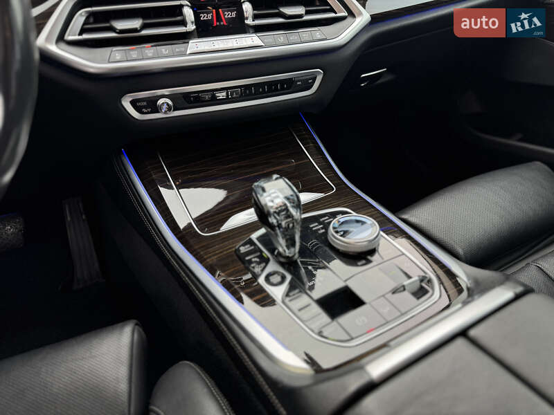 Внедорожник / Кроссовер BMW X5 2019 в Харькове