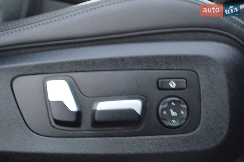 Внедорожник / Кроссовер BMW X5 2019 в Одессе