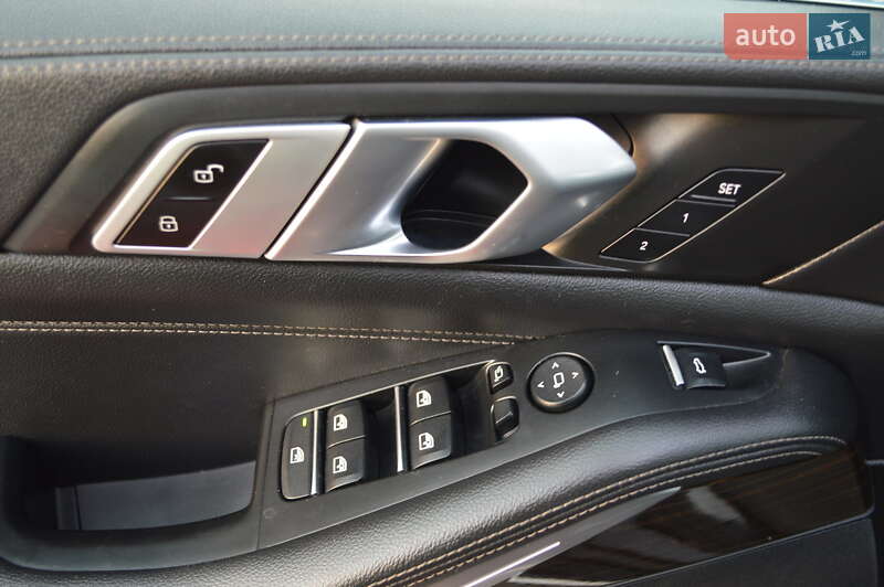 Внедорожник / Кроссовер BMW X5 2019 в Одессе