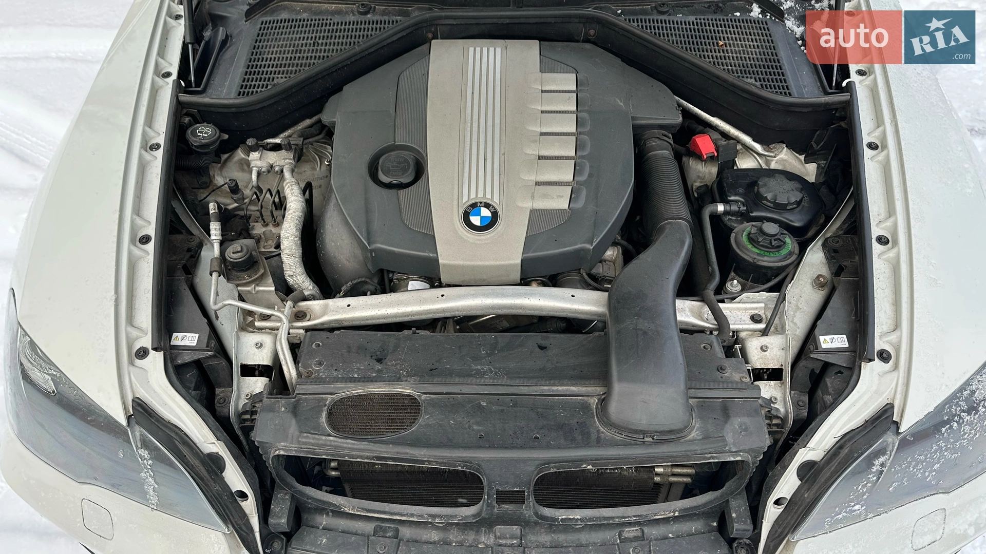 2010 BMW X5 - мініатюра 31
