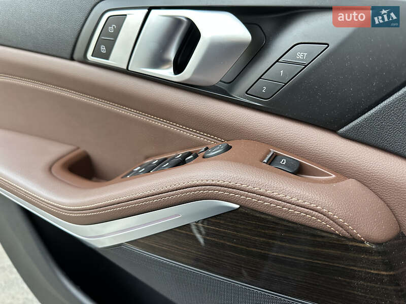 Внедорожник / Кроссовер BMW X5 2018 в Киеве