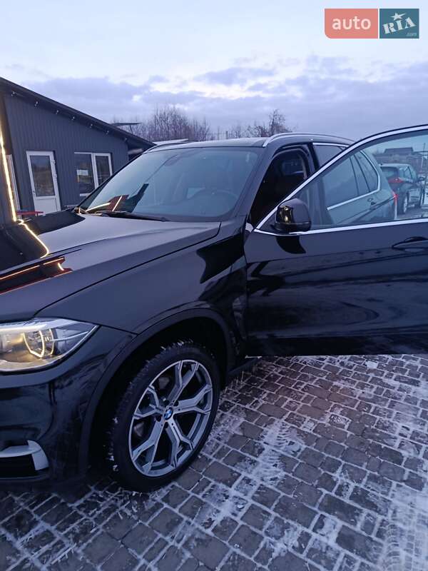 Внедорожник / Кроссовер BMW X5 2014 в Яворове