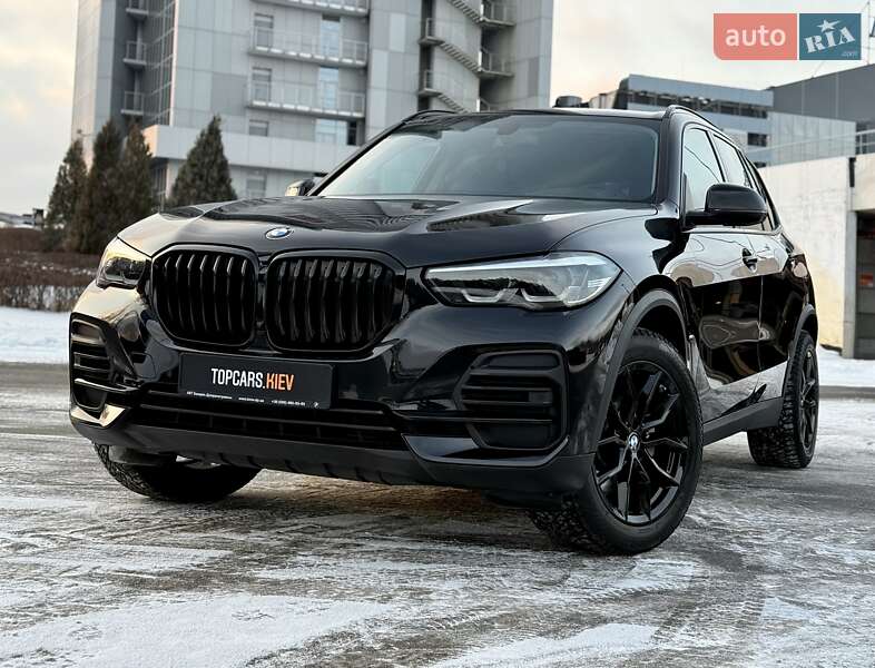 Внедорожник / Кроссовер BMW X5 2022 в Киеве