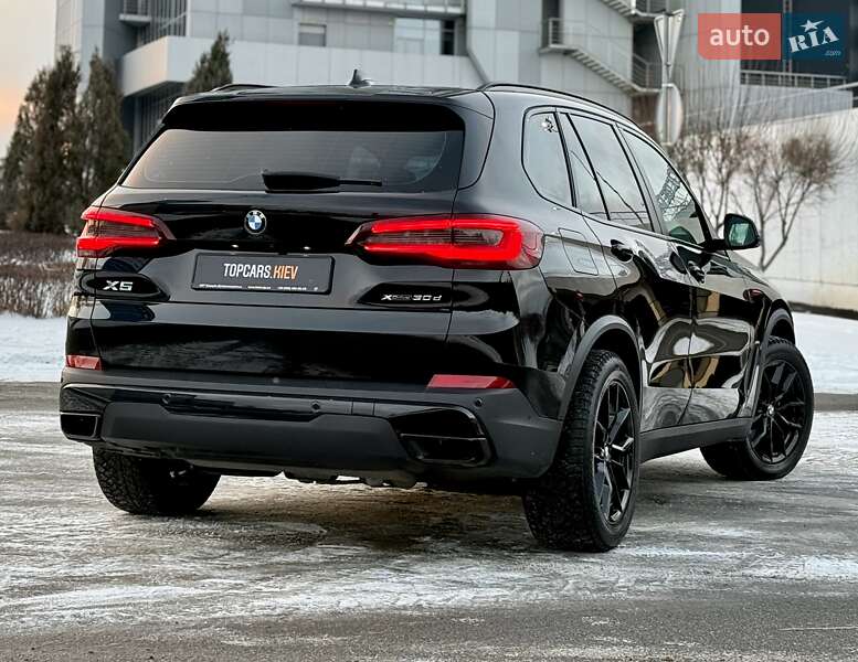 Внедорожник / Кроссовер BMW X5 2022 в Киеве