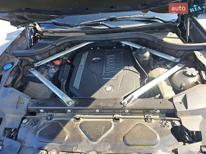 Внедорожник / Кроссовер BMW X5 2019 в Луцке