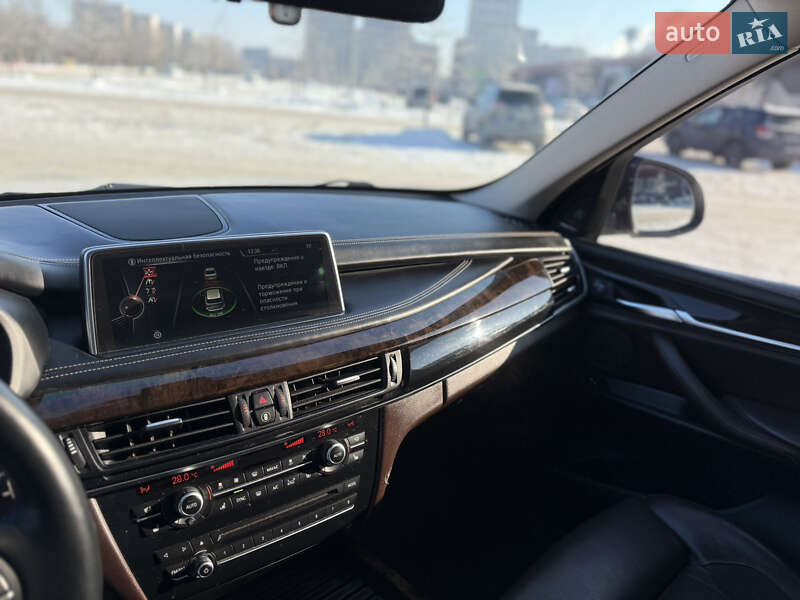 Внедорожник / Кроссовер BMW X5 2014 в Киеве