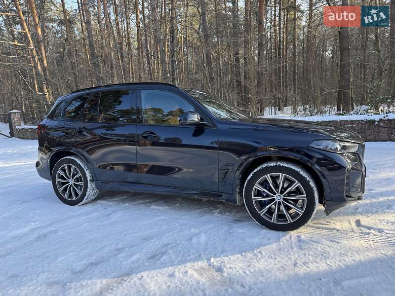 Внедорожник / Кроссовер BMW X5 2024 в Киеве