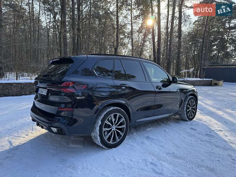 Внедорожник / Кроссовер BMW X5 2024 в Киеве