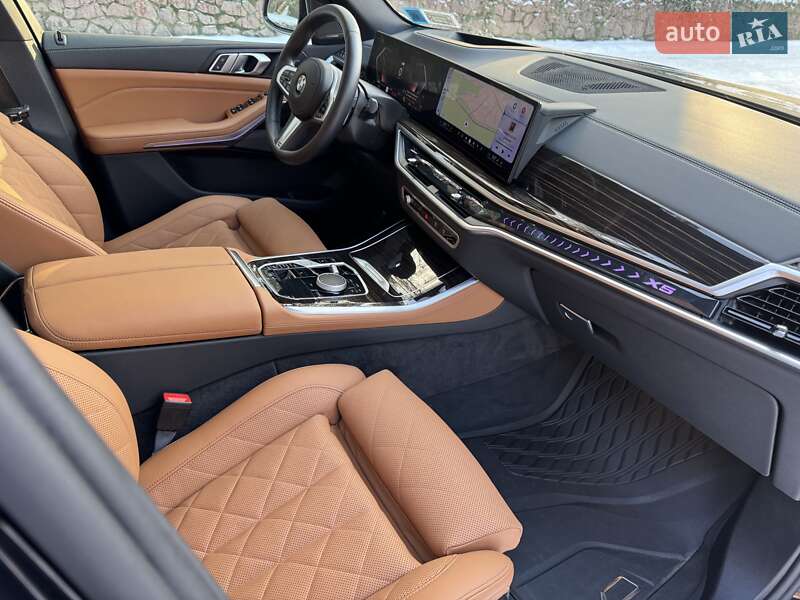 Внедорожник / Кроссовер BMW X5 2024 в Киеве