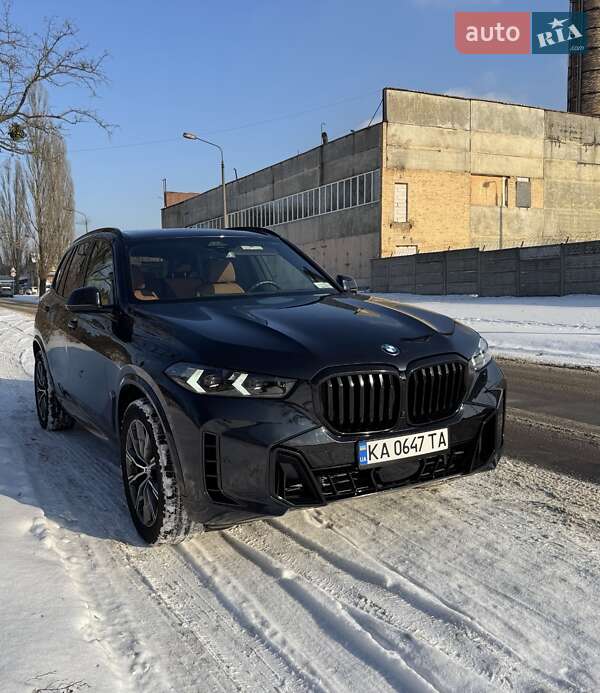 Внедорожник / Кроссовер BMW X5 2024 в Киеве