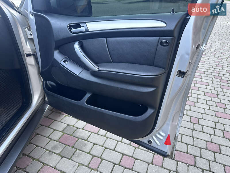 Внедорожник / Кроссовер BMW X5 2005 в Ивано-Франковске