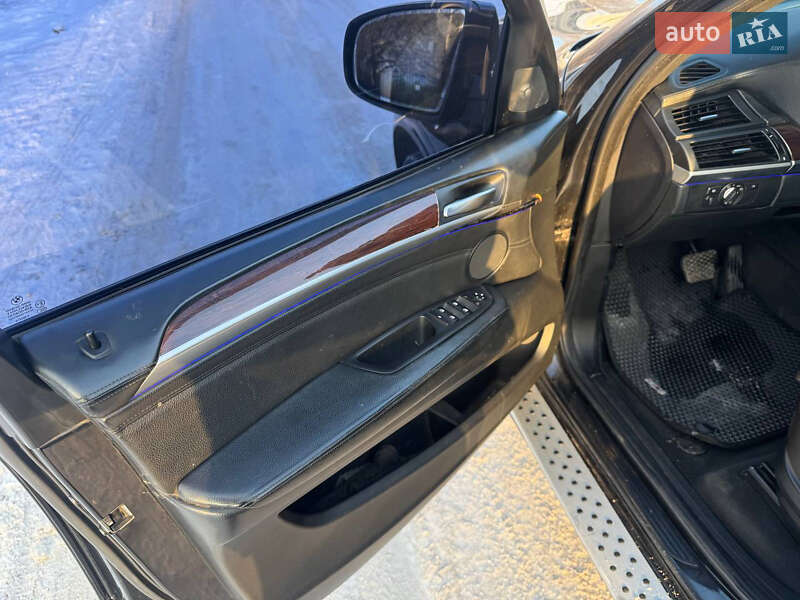 Внедорожник / Кроссовер BMW X5 2008 в Ильинцах