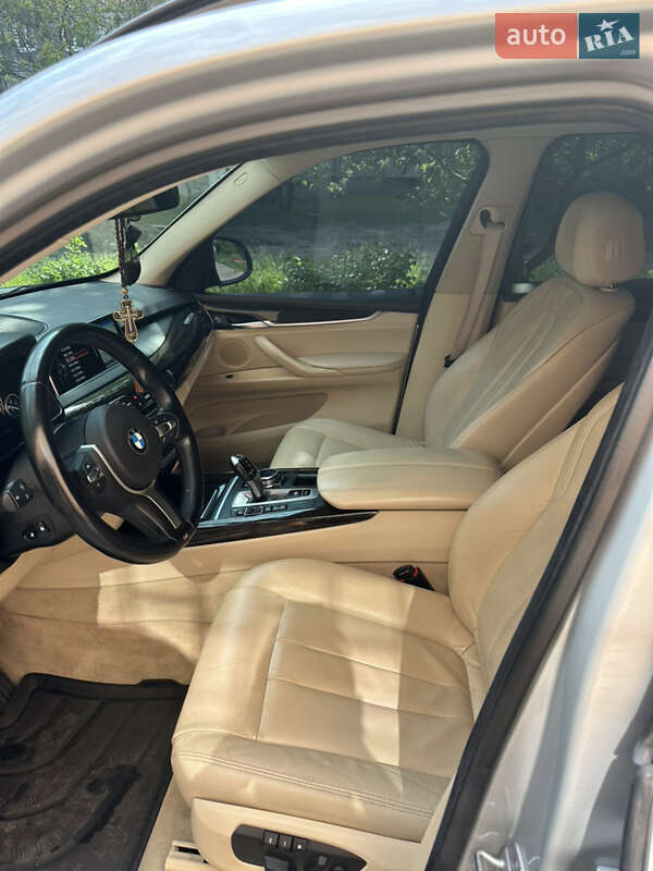 Внедорожник / Кроссовер BMW X5 2014 в Кропивницком