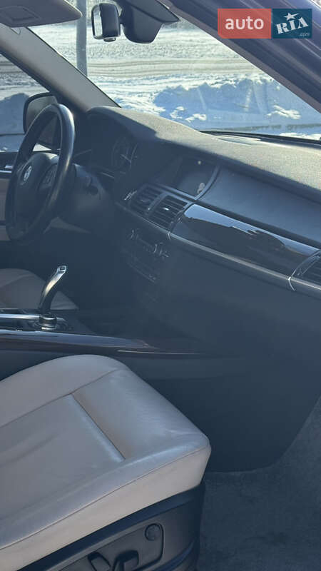 Внедорожник / Кроссовер BMW X5 2012 в Днепре фото 19 Внедорожник / Кроссовер BMW X5 2012 в Днепре