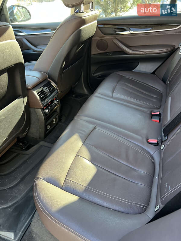 Внедорожник / Кроссовер BMW X5 2014 в Львове