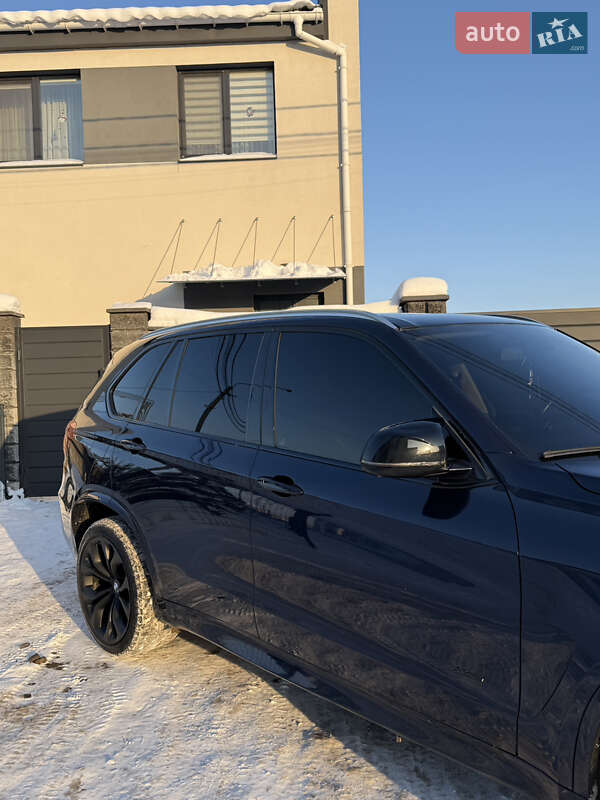 Внедорожник / Кроссовер BMW X5 2015 в Ровно