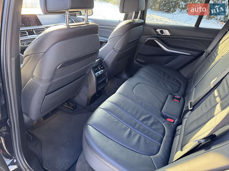 Внедорожник / Кроссовер BMW X5 2018 в Ровно