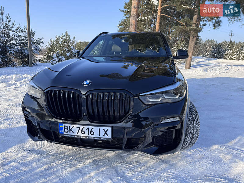 Внедорожник / Кроссовер BMW X5 2018 в Ровно