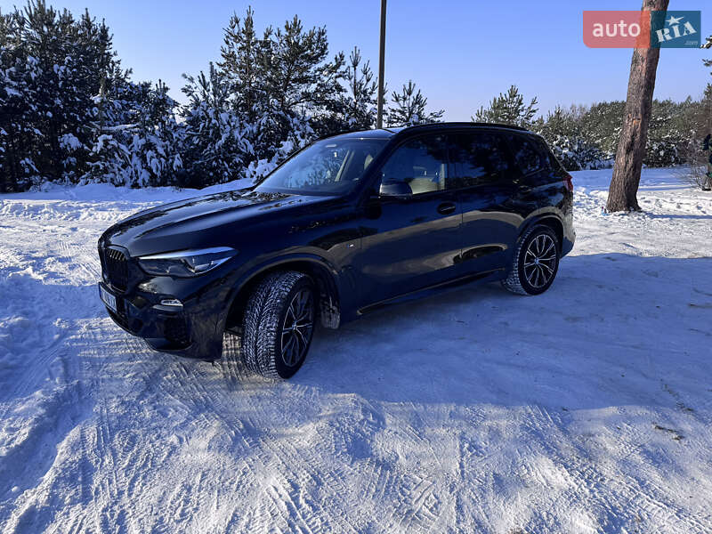 Внедорожник / Кроссовер BMW X5 2018 в Ровно