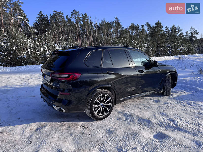 Внедорожник / Кроссовер BMW X5 2018 в Ровно