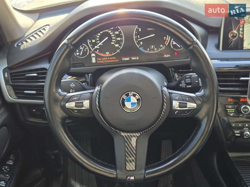 Внедорожник / Кроссовер BMW X5 2016 в Киеве