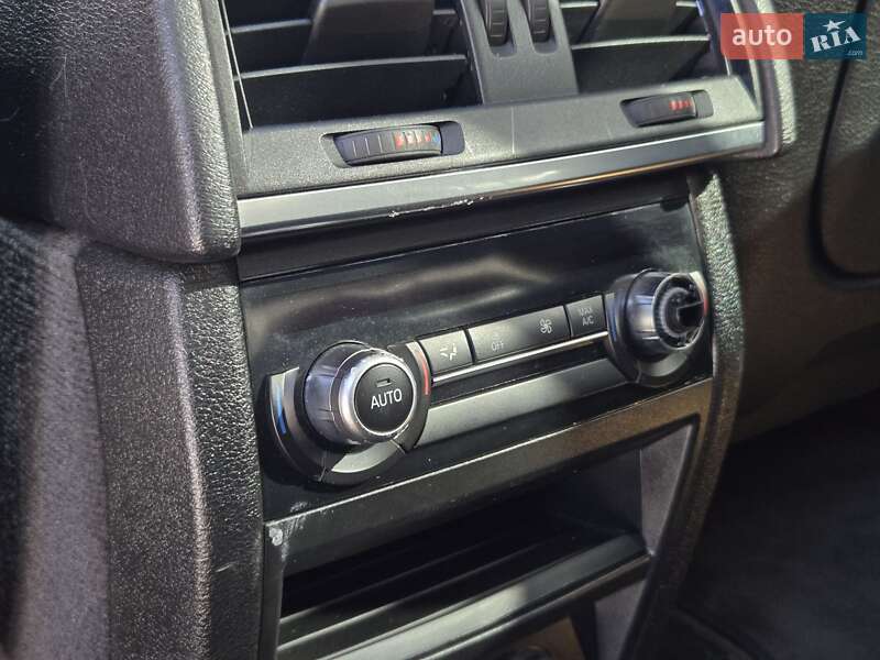 Внедорожник / Кроссовер BMW X5 2016 в Киеве