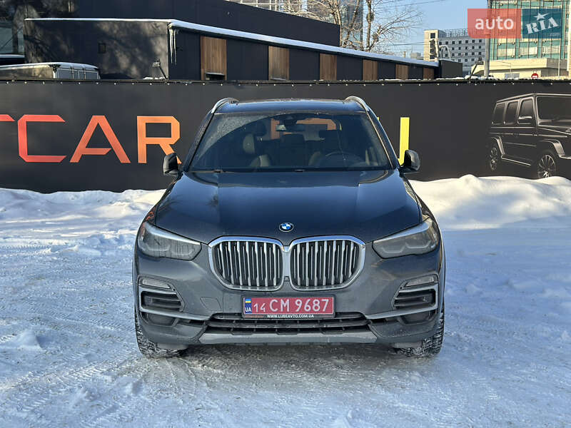 Внедорожник / Кроссовер BMW X5 2019 в Киеве