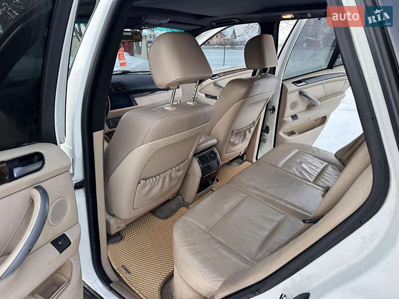 Внедорожник / Кроссовер BMW X5 2004 в Чорткове