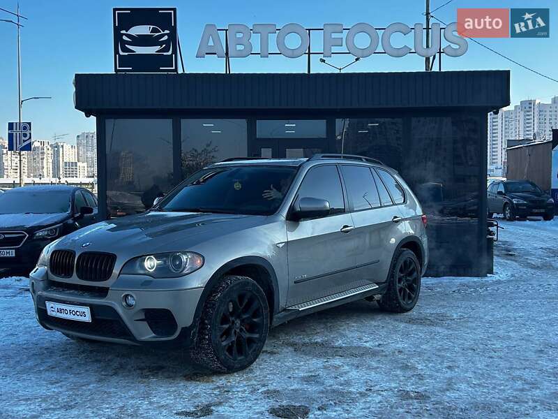 Внедорожник / Кроссовер BMW X5 2010 в Киеве