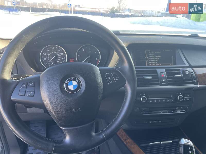 Внедорожник / Кроссовер BMW X5 2012 в Ковеле