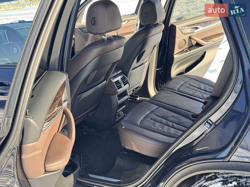 Внедорожник / Кроссовер BMW X5 2014 в Киеве
