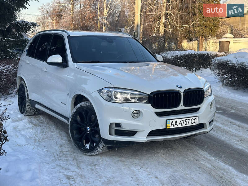 Внедорожник / Кроссовер BMW X5 2017 в Киеве